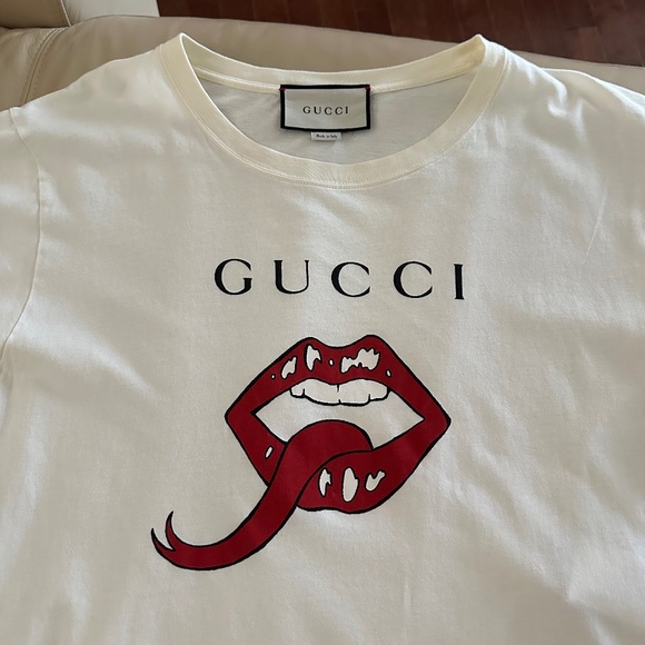 Authentic Gucci Mouth Print T-Shirt - Picture 7 of 11